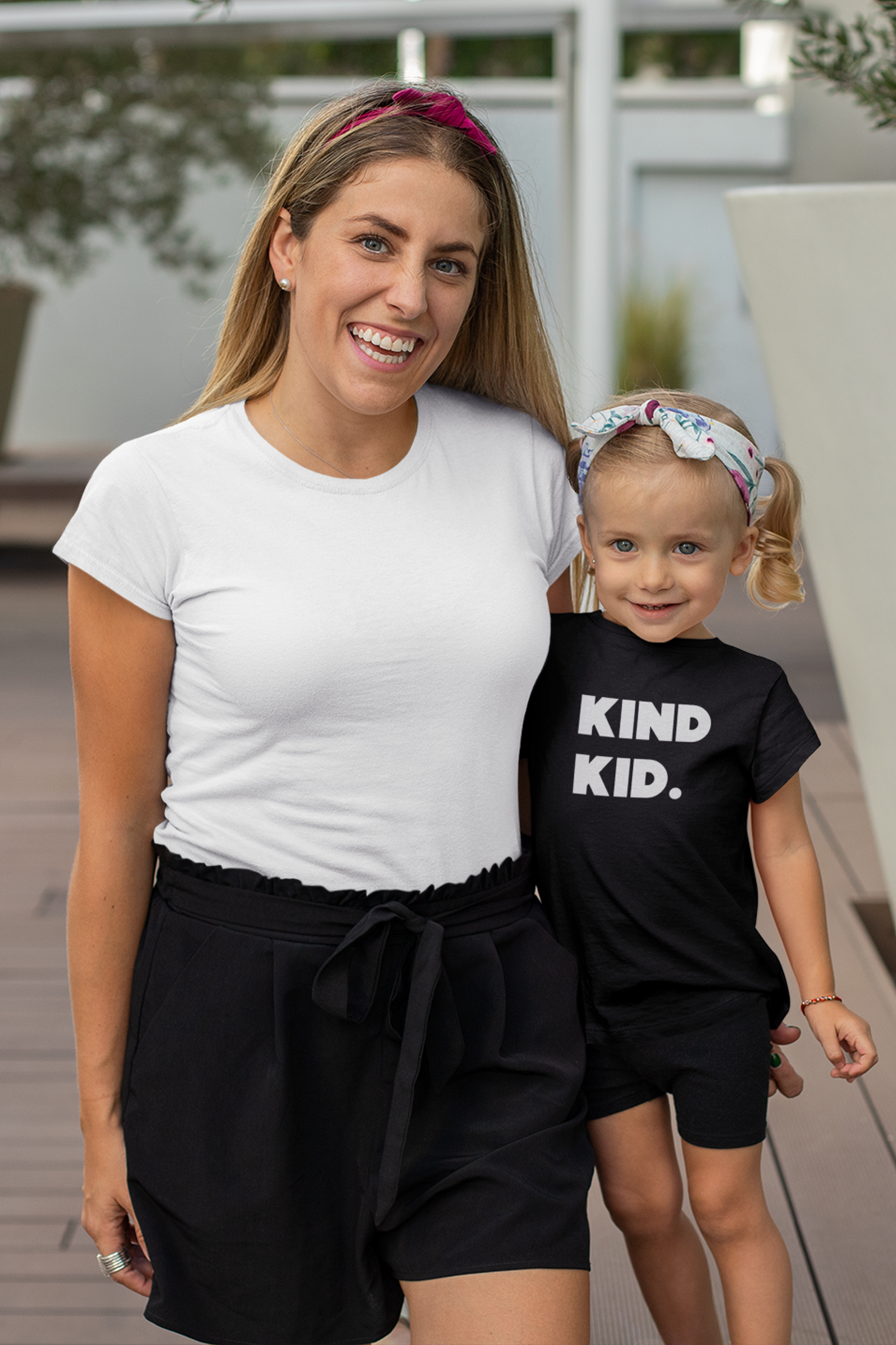KIND KID WHITE ON BLACK